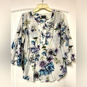 Women’s Van Heusen blouse